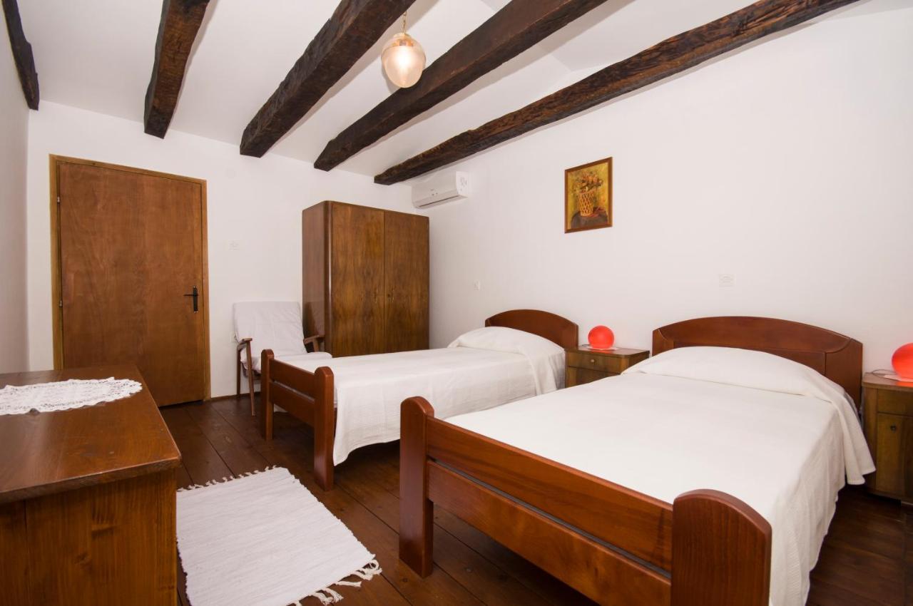 Holiday Home Trostova Kuca Pazin Exterior foto